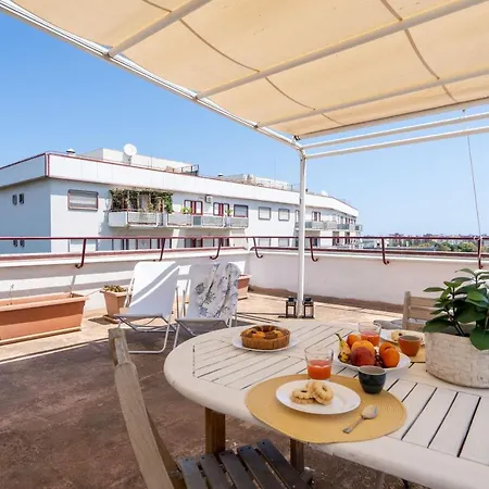 Apartment Bright With Terrace & Parking Bari